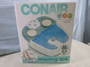 lot 193 image: (BS) Conair Relaxing Spa Foot Bath ...