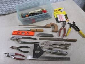 lot 227 image: (RM3) Assorted Hand Tools Etc...