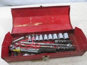 lot 234 image: (CSB) 15 Metal Tool Box with Assor...