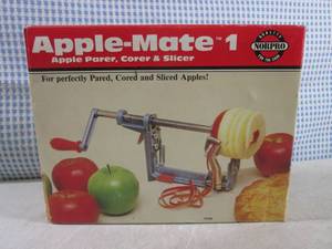 lot 293 image: (F-0) Apple Mate 1 Apple Parer, Cor...