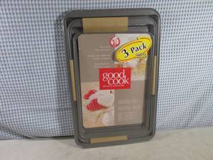 lot 296 image: (B-2) 3-Pack Non-Stick Cookie Sheet...