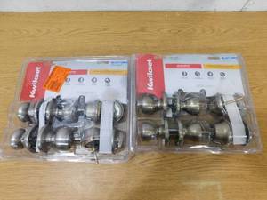 lot 40 image: 2 - Door Lock Sets
