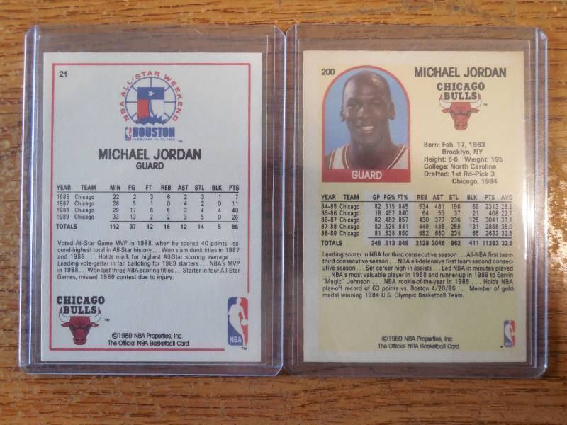 (2) 1989 Hoops Michael Jordan Cards #21 & #200