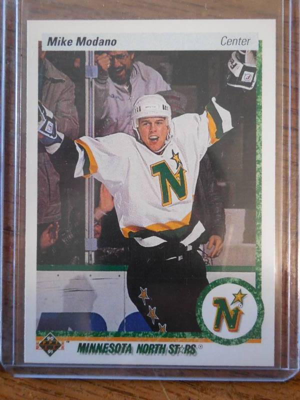 (2) 1990 Upper Deck Mike Modano Rookies #46