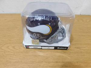 Minnesota Vikings Mini Helmet Purple People Eaters Autograph - AWESOME