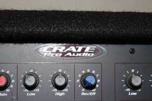 lot 46 image: Crate PA-4 PA4 Pro Audio 4-Channel 60-Watt (200 Watt Max) Audio Amplifier