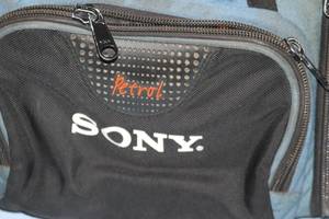 lot 74 image: Sony DSR-PD150 Professional 13 DVCAM MiniDV Mini DV Digital Video Camera  Camcorder with Case