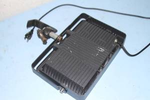lot 84 image: Onforu 100W 100-Watt LED BLACK LIGHT BlackLight Floodlight Outdoor IP66 Waterproof Flood Light