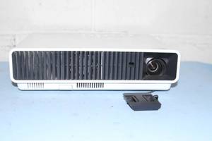 lot 90 image: Casio XJ-M140 Signature Series XGA Home Theater DLP Laser Light Source Computer  HD Video Projector System