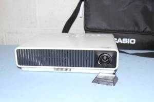 lot 91 image: Casio XJ-M140 Signature Series XGA Home Theater DLP Laser Light Source Computer  HD Video Projector System