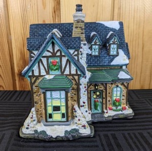 The Village Collection Elm Street House by St. Nicholas Square