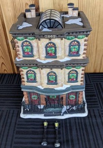 Christmas in The City Village Collection Apartment 1843