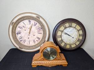 lot 76 image: Three Clocks- Two Wall Clocks and a Mantle Clock
