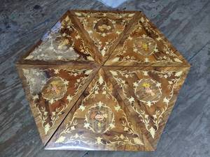 lot 6 image: Italian Hexagonal Shaped Six Piece Triangle Music Box Tables