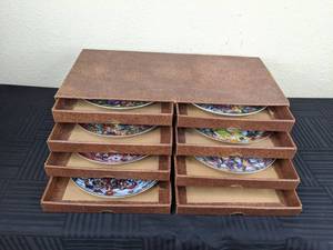 lot 65 image: Franklin Mint Limited Edition Plates by Bill Bell
