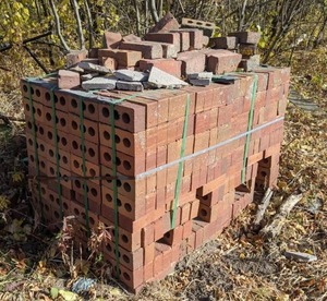 lot 15 image: Large Pile of Bricks