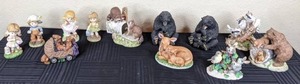 lot 54 image: (12) Piece CeramicPorcelain Collection of Animals and Children (Deer, Bears, Raccoons, Bird, Mouse, Rabbit), by Homco, Home Interiors, Charming Tails, and More