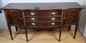 lot 12 image: Beautiful Vintage Wood Server Buffet Sideboard Cabinet