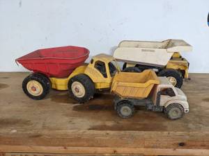 lot 139 image: Vintage Little Tikes Plastic Toy Dump Truck, Remco Toy Dump Truck and Other