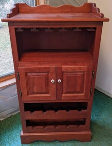lot 113 image: Gorgeous Wooden Wine Cabinet