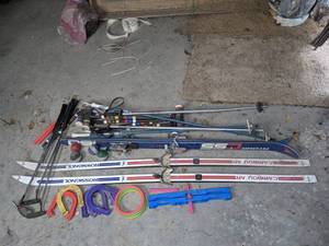 lot 103 image: Croquet Set, Golf Clubs, Horse Shoes and Skis