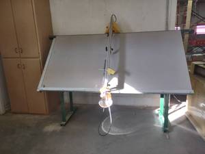 lot 4 image: Castle Model AT-8 Face Frame Clamp,...