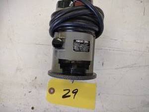 lot 29 image: Porter Cable 3101 Trim Router...