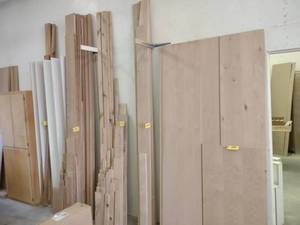 lot 105 image: Approx. 28 bf 1316 Clear Alder Lum...