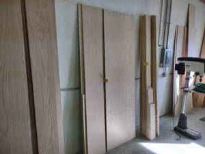 lot 108 image: Maple Veneer MDF...