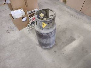 lot 134 image: Forklift LP Tank...