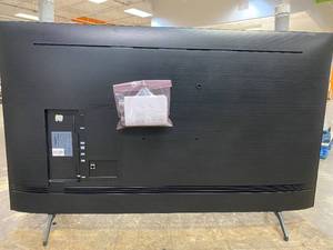 lot 984 image: UN55TU7000F Samsung - 55 Class 7 Series LED 4K UHD Smart Tizen TV