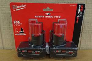 lot 12 image: NEW Milwaukee M12 Red Lithium XC 3.0 Batteries 2-Pack