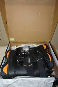 lot 26 image: Baffin Wolf Mens BlackExpedition Gold Winter Boots -Size 8