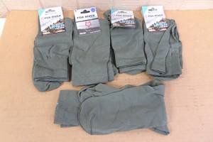 lot 38 image: 5 Pairs Fox River Liners Ultra Lightwieght Socks -Large
