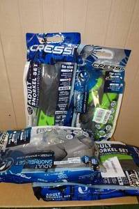 lot 100 image: 4 Cressi Adult Snorkel Sets -Fins, Masks, & Snorkel, Size LXL