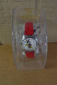 lot 148 image: NEW Lorus Disney Minnie Mouse Wrist Watch