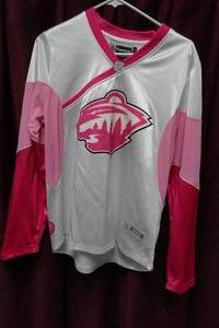 lot 159 image: Womens Wild Jersey -Large