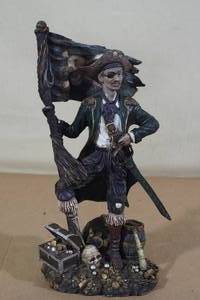 lot 172 image: Pirate Statue