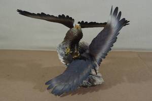 lot 182 image: Eagle Statue