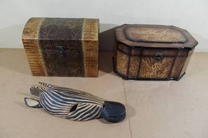 lot 199 image: Zebra Face Wall Art with Two Decorative Storage Boxes