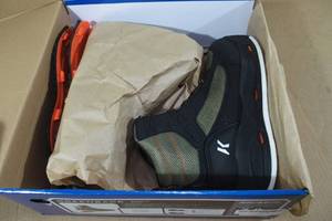 lot 226 image: Korkers Greenback Wading Boots -Mens 7