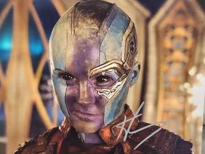 Nebula-Guardians of the Galaxy Karen Gillan no COA
