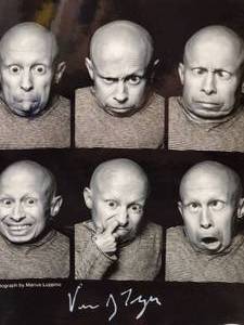 Mini Me - Austin Powers Verne Troyer Autographed Photo with COA