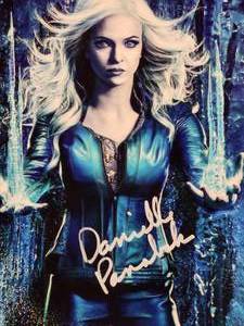 Killer Frost - The Flash Danielle Panabaker Autographed Photo with COA