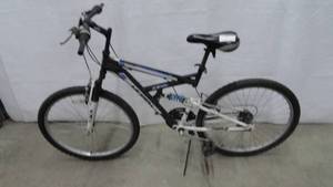 Bike 26 Huffy Rockcreek 18 Speed