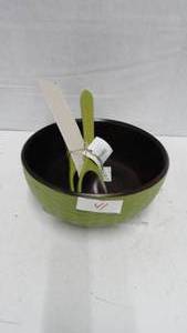 Mango wood Avocado Serving bowl and servers