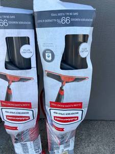 lot 48 image: Microfiber Spray Mops