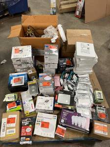 HUGE LOT of plumbing, lighting, faucets, showers, moen, american standard, husky, grohe etc..