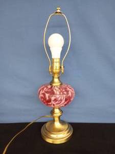 lot 20 image: Fenton Cranberry Fern & Daisy Lamp