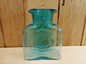 lot 27 image: Vintage 8 Blenko  Aqua Blue Double Spout Water Bottle Carafe Jug